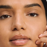 Echter Serum-Haut-Concealer