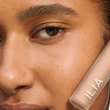 Echter Serum-Haut-Concealer