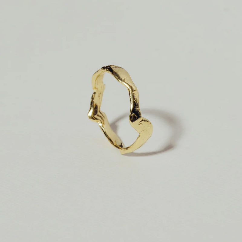 In the valley ring | golden