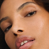 Echter Serum-Haut-Concealer