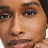 Echter Serum-Haut-Concealer